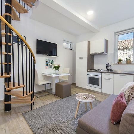 Studio Apartment Finta Rogotin Экстерьер фото