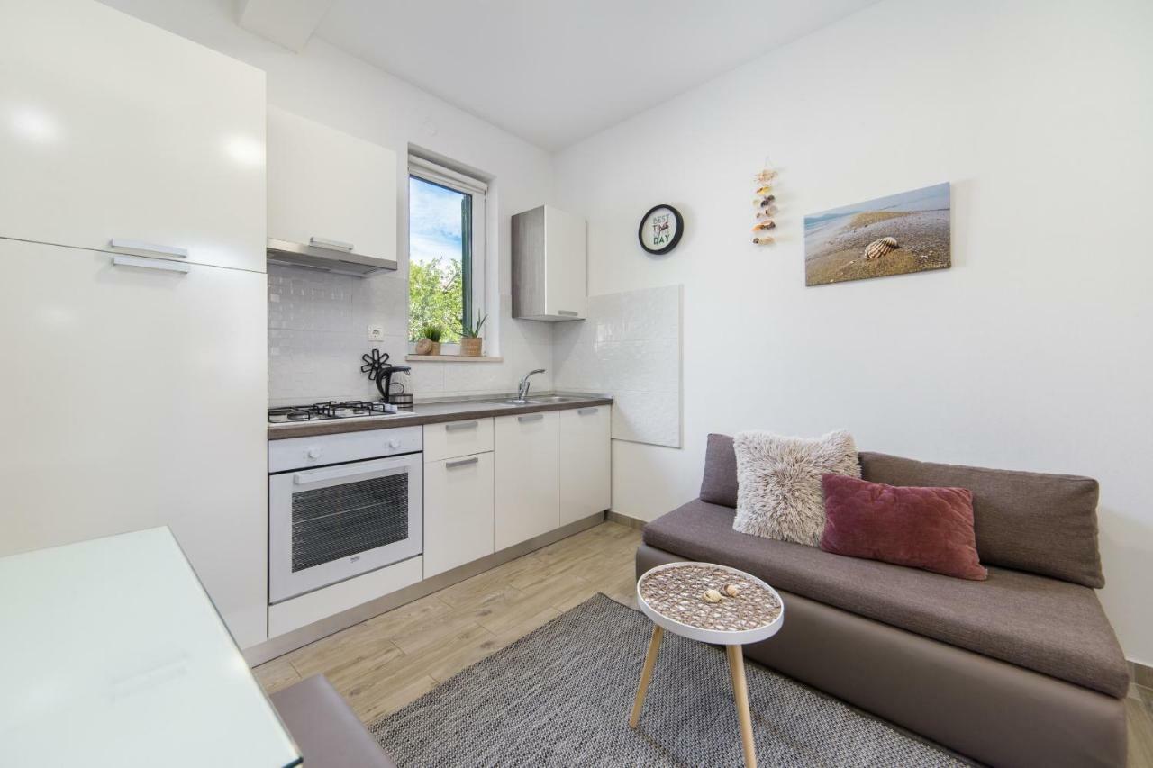 Studio Apartment Finta Rogotin Экстерьер фото