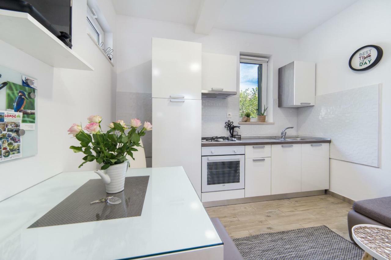 Studio Apartment Finta Rogotin Экстерьер фото